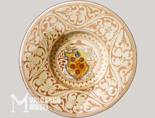 Piatto con stemma Medici, metà del 1500 d.C.